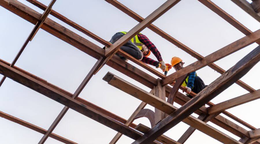 Professional gutter cleaning services in San Diego, CA